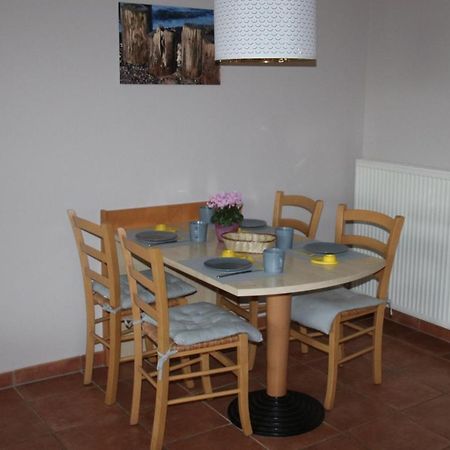 Ferienwohnung Boddenkieker Bis 4 Personen, Sagard-Neddesitz, 70M2 Eksteriør billede